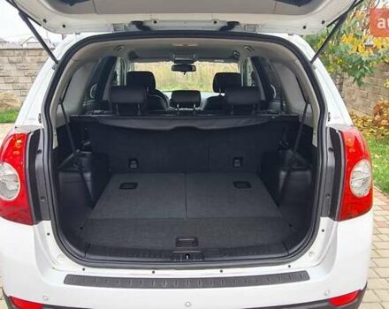 Белый Шевроле Каптива, объемом двигателя 2.2 л и пробегом 219 тыс. км за 9997 $, фото 16 на Automoto.ua