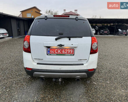 Білий Шевроле Каптіва, об'ємом двигуна 2.23 л та пробігом 215 тис. км за 9250 $, фото 5 на Automoto.ua