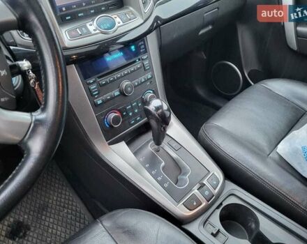 Білий Шевроле Каптіва, об'ємом двигуна 2.23 л та пробігом 208 тис. км за 10800 $, фото 27 на Automoto.ua