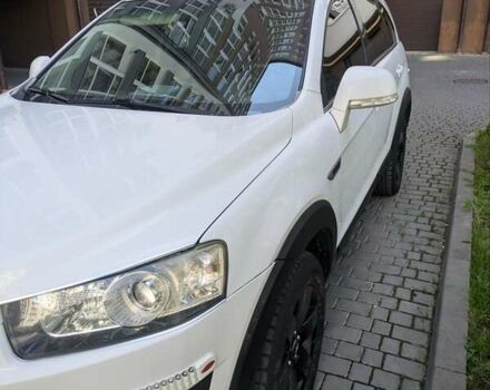 Білий Шевроле Каптіва, об'ємом двигуна 2.38 л та пробігом 170 тис. км за 9950 $, фото 1 на Automoto.ua