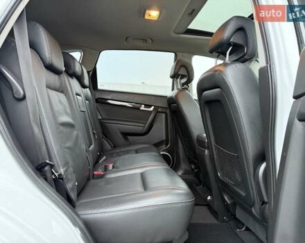 Белый Шевроле Каптива, объемом двигателя 2.2 л и пробегом 150 тыс. км за 12200 $, фото 41 на Automoto.ua