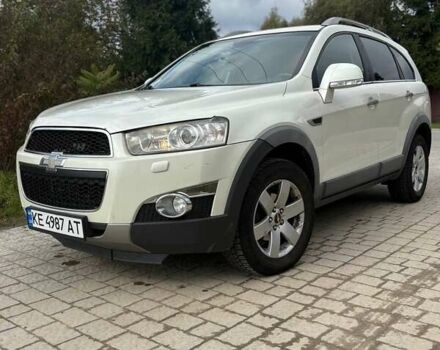 Белый Шевроле Каптива, объемом двигателя 2.2 л и пробегом 210 тыс. км за 11000 $, фото 5 на Automoto.ua