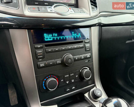 Белый Шевроле Каптива, объемом двигателя 2.2 л и пробегом 200 тыс. км за 11999 $, фото 45 на Automoto.ua