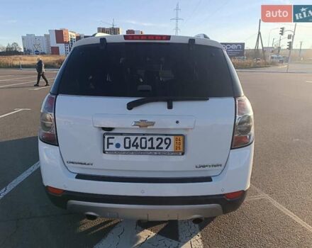 Білий Шевроле Каптіва, об'ємом двигуна 2.2 л та пробігом 247 тис. км за 11500 $, фото 5 на Automoto.ua