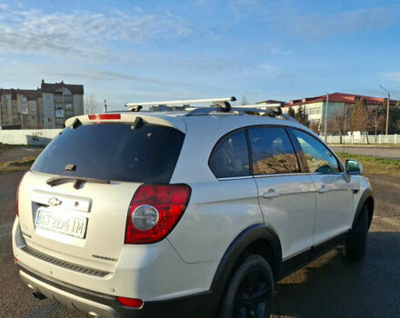 Белый Шевроле Каптива, объемом двигателя 2.23 л и пробегом 223 тыс. км за 10299 $, фото 6 на Automoto.ua