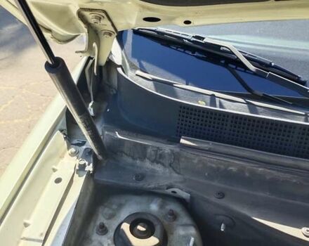 Шевроле Каптива 2012 в Каменское - Днепродзержинск на Automoto.ua Белый Шевроле Каптива, объемом двигателя 2.4 л и пробегом 176 тыс. км за 10500 $, фото 4 на Automoto.ua