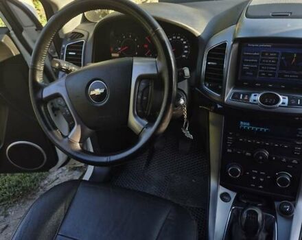 Білий Шевроле Каптіва, об'ємом двигуна 2.23 л та пробігом 183 тис. км за 12000 $, фото 2 на Automoto.ua