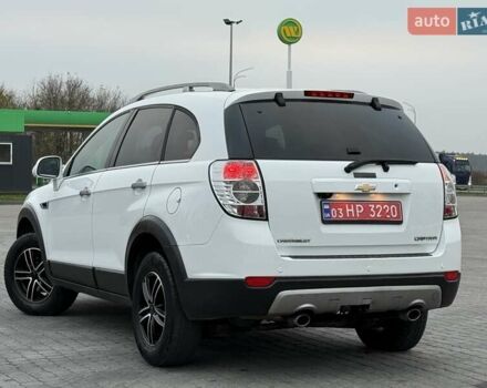 Белый Шевроле Каптива, объемом двигателя 2.2 л и пробегом 150 тыс. км за 12200 $, фото 15 на Automoto.ua