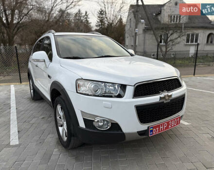 Белый Шевроле Каптива, объемом двигателя 2.2 л и пробегом 200 тыс. км за 12000 $, фото 14 на Automoto.ua
