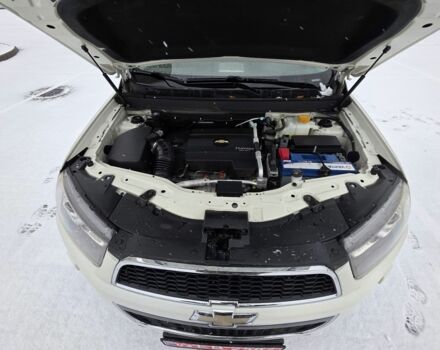 Білий Шевроле Каптіва, об'ємом двигуна 2.2 л та пробігом 189 тис. км за 11700 $, фото 2 на Automoto.ua