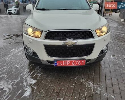 Білий Шевроле Каптіва, об'ємом двигуна 2.23 л та пробігом 208 тис. км за 10800 $, фото 2 на Automoto.ua