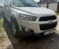 Белый Шевроле Каптива, объемом двигателя 2.2 л и пробегом 210 тыс. км за 11000 $, фото 1 на Automoto.ua