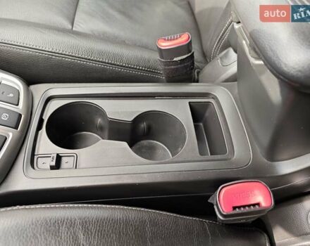 Белый Шевроле Каптива, объемом двигателя 2.2 л и пробегом 112 тыс. км за 13750 $, фото 69 на Automoto.ua