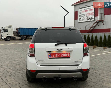 Белый Шевроле Каптива, объемом двигателя 2.2 л и пробегом 200 тыс. км за 11999 $, фото 5 на Automoto.ua