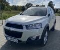 Белый Шевроле Каптива, объемом двигателя 2.2 л и пробегом 230 тыс. км за 10800 $, фото 1 на Automoto.ua