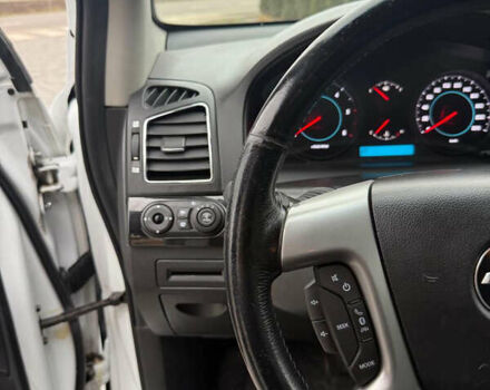 Белый Шевроле Каптива, объемом двигателя 2.2 л и пробегом 200 тыс. км за 11999 $, фото 39 на Automoto.ua