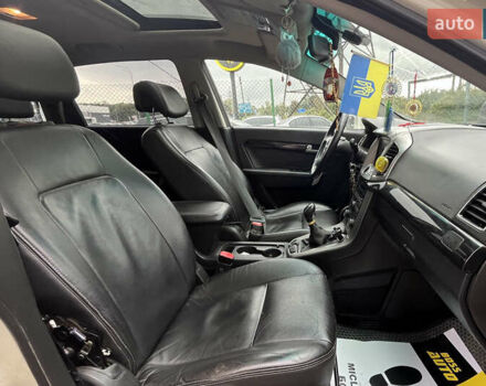 Белый Шевроле Каптива, объемом двигателя 2.23 л и пробегом 115 тыс. км за 9650 $, фото 25 на Automoto.ua