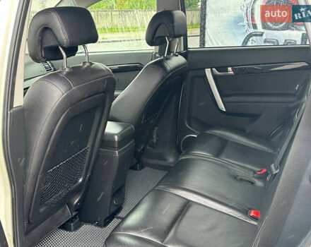 Белый Шевроле Каптива, объемом двигателя 2.23 л и пробегом 223 тыс. км за 8800 $, фото 17 на Automoto.ua