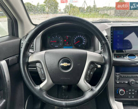 Белый Шевроле Каптива, объемом двигателя 2.23 л и пробегом 223 тыс. км за 8800 $, фото 20 на Automoto.ua