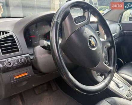 Белый Шевроле Каптива, объемом двигателя 2.2 л и пробегом 210 тыс. км за 11000 $, фото 7 на Automoto.ua