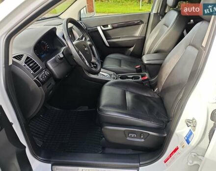 Белый Шевроле Каптива, объемом двигателя 2.2 л и пробегом 112 тыс. км за 13750 $, фото 82 на Automoto.ua