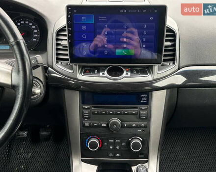 Белый Шевроле Каптива, объемом двигателя 2.23 л и пробегом 223 тыс. км за 8800 $, фото 18 на Automoto.ua