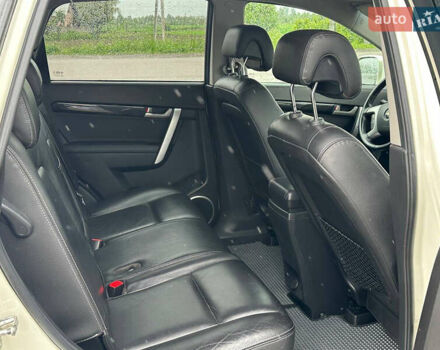 Белый Шевроле Каптива, объемом двигателя 2.23 л и пробегом 223 тыс. км за 8800 $, фото 16 на Automoto.ua