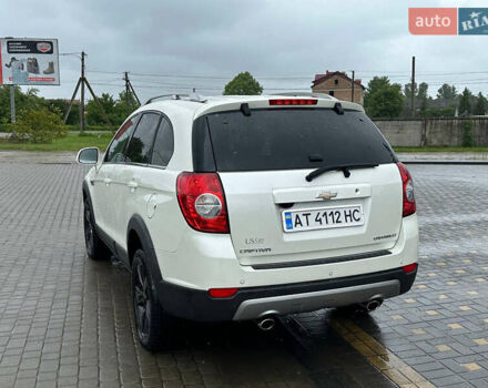 Белый Шевроле Каптива, объемом двигателя 2.23 л и пробегом 223 тыс. км за 8800 $, фото 7 на Automoto.ua