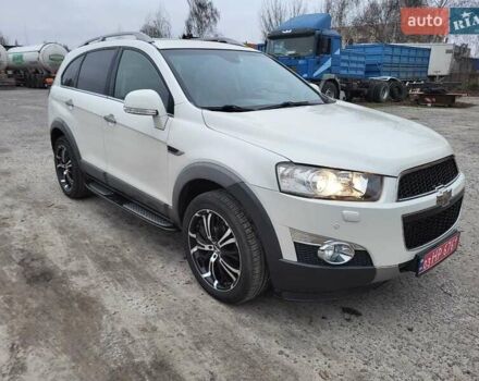 Білий Шевроле Каптіва, об'ємом двигуна 2.23 л та пробігом 208 тис. км за 10800 $, фото 10 на Automoto.ua
