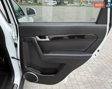 Белый Шевроле Каптива, объемом двигателя 2.2 л и пробегом 150 тыс. км за 12200 $, фото 36 на Automoto.ua