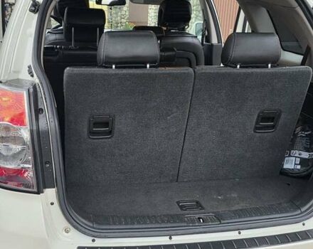 Белый Шевроле Каптива, объемом двигателя 2.23 л и пробегом 173 тыс. км за 10500 $, фото 8 на Automoto.ua