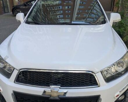 Білий Шевроле Каптіва, об'ємом двигуна 2.38 л та пробігом 170 тис. км за 9950 $, фото 4 на Automoto.ua