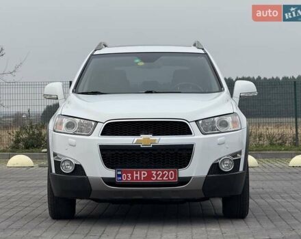 Белый Шевроле Каптива, объемом двигателя 2.2 л и пробегом 150 тыс. км за 12200 $, фото 2 на Automoto.ua
