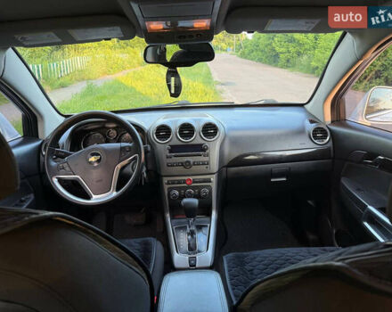 Белый Шевроле Каптива, объемом двигателя 2.38 л и пробегом 220 тыс. км за 9999 $, фото 11 на Automoto.ua