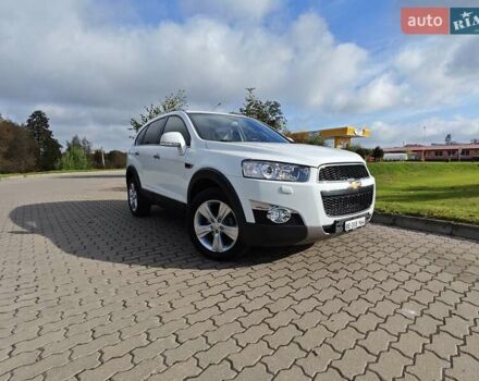 Белый Шевроле Каптива, объемом двигателя 2.2 л и пробегом 112 тыс. км за 13750 $, фото 25 на Automoto.ua