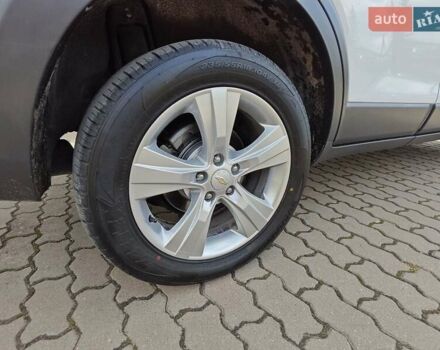 Белый Шевроле Каптива, объемом двигателя 2.2 л и пробегом 112 тыс. км за 13750 $, фото 46 на Automoto.ua