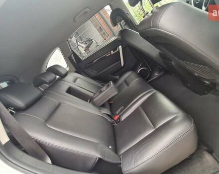 Белый Шевроле Каптива, объемом двигателя 2.2 л и пробегом 219 тыс. км за 9997 $, фото 32 на Automoto.ua