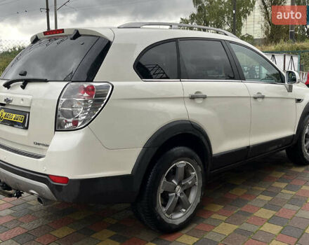 Белый Шевроле Каптива, объемом двигателя 2.23 л и пробегом 115 тыс. км за 9650 $, фото 6 на Automoto.ua