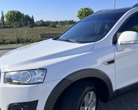 Білий Шевроле Каптіва, об'ємом двигуна 2.2 л та пробігом 221 тис. км за 11100 $, фото 5 на Automoto.ua