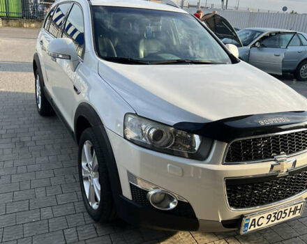 Білий Шевроле Каптіва, об'ємом двигуна 2.23 л та пробігом 241 тис. км за 12300 $, фото 2 на Automoto.ua