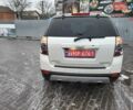 Білий Шевроле Каптіва, об'ємом двигуна 2.23 л та пробігом 208 тис. км за 10800 $, фото 4 на Automoto.ua