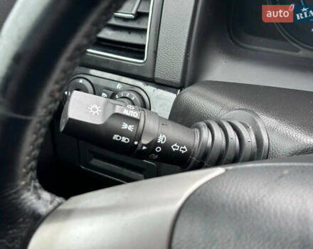 Белый Шевроле Каптива, объемом двигателя 2.23 л и пробегом 223 тыс. км за 8800 $, фото 25 на Automoto.ua