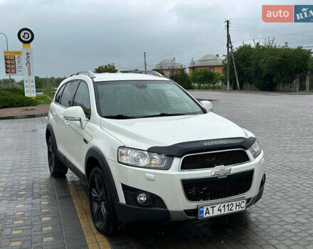 Белый Шевроле Каптива, объемом двигателя 2.23 л и пробегом 223 тыс. км за 8800 $, фото 2 на Automoto.ua