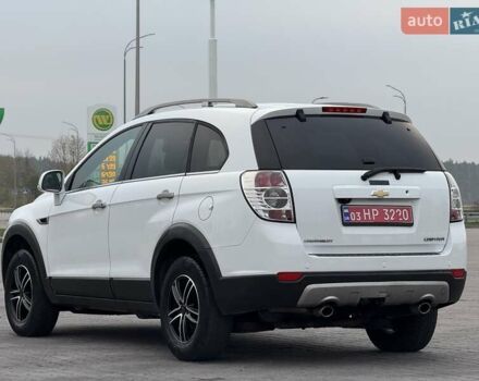 Белый Шевроле Каптива, объемом двигателя 2.2 л и пробегом 150 тыс. км за 12200 $, фото 8 на Automoto.ua