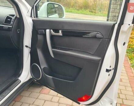 Белый Шевроле Каптива, объемом двигателя 2.2 л и пробегом 219 тыс. км за 9997 $, фото 47 на Automoto.ua