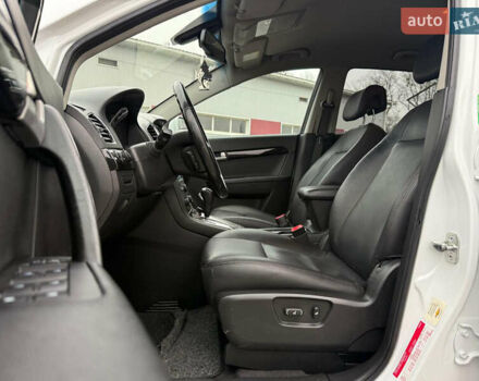 Белый Шевроле Каптива, объемом двигателя 2.2 л и пробегом 200 тыс. км за 11999 $, фото 43 на Automoto.ua