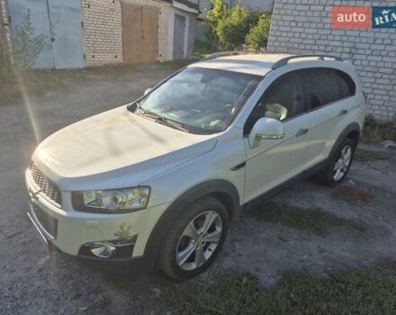 Білий Шевроле Каптіва, об'ємом двигуна 2.23 л та пробігом 183 тис. км за 12000 $, фото 7 на Automoto.ua