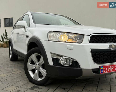 Белый Шевроле Каптива, объемом двигателя 2.2 л и пробегом 200 тыс. км за 11999 $, фото 7 на Automoto.ua