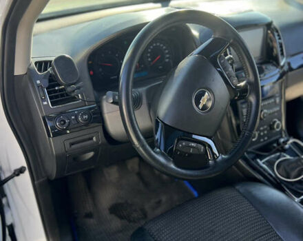 Білий Шевроле Каптіва, об'ємом двигуна 2.2 л та пробігом 221 тис. км за 11100 $, фото 18 на Automoto.ua