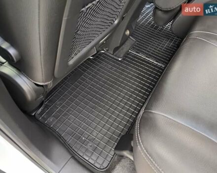 Белый Шевроле Каптива, объемом двигателя 2.2 л и пробегом 112 тыс. км за 13750 $, фото 96 на Automoto.ua